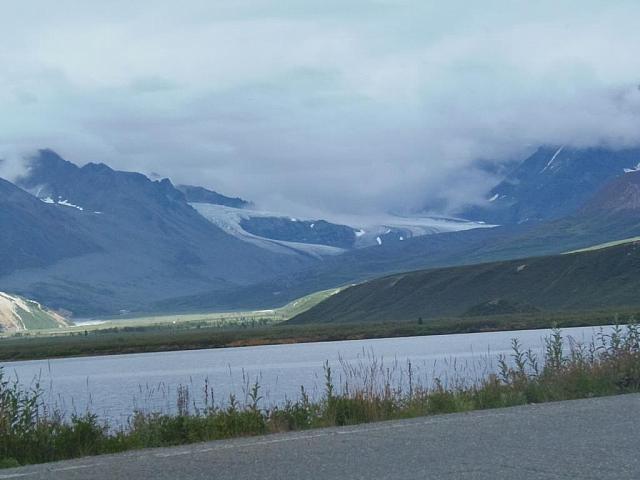 Am Fielding Lake