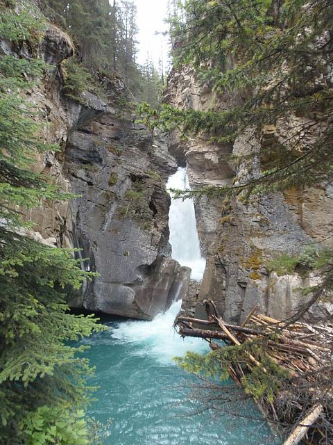 Johnston Canyon, Lower Falls