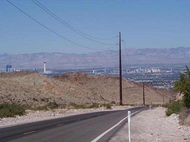 Aus der Wüste nach Las Vegas, der erste Blick