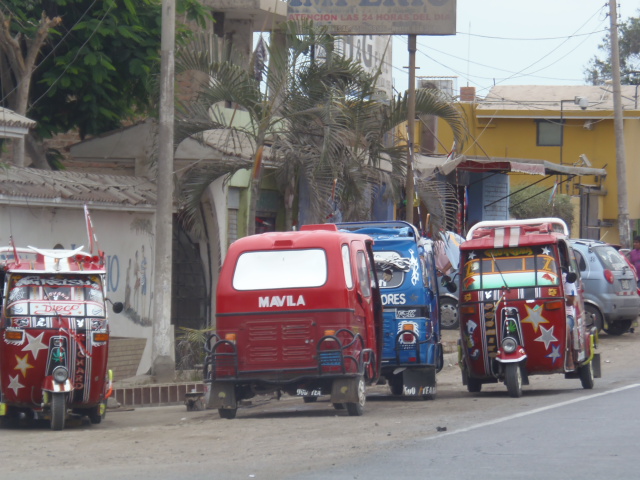 In Lima und überall in Peru: Tuck-Tucks