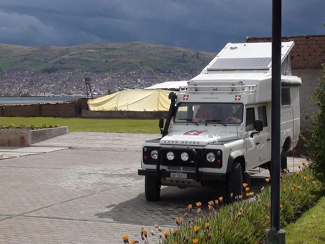 "Camping" vor dem Hotel Sonesta Posadas del Inca