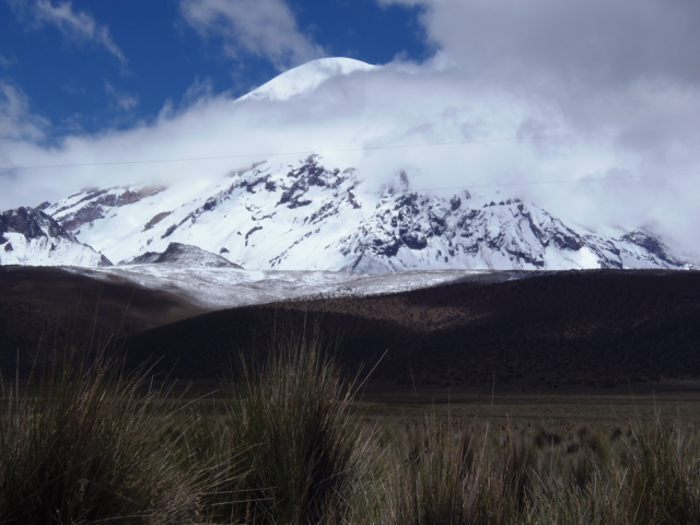 Vulkan und gleichzeitig höchster Berg Boliviens: Sajama, 6'542müM