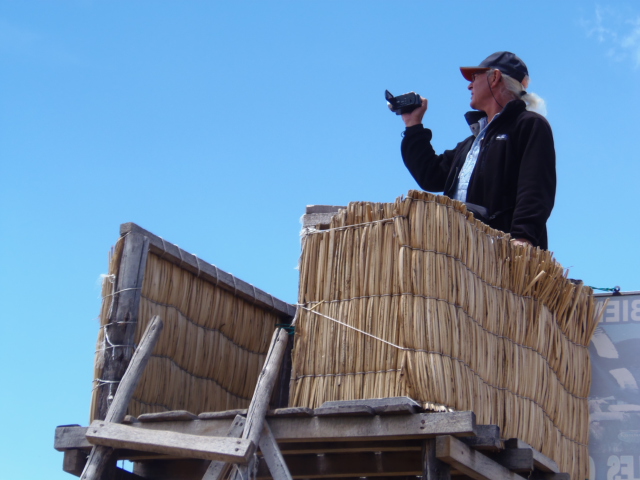 Kameramann auf dem Uros-Aussichtsturm