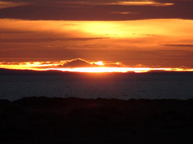 Sonnenuntergang (22:20) an der Bahía Inútil