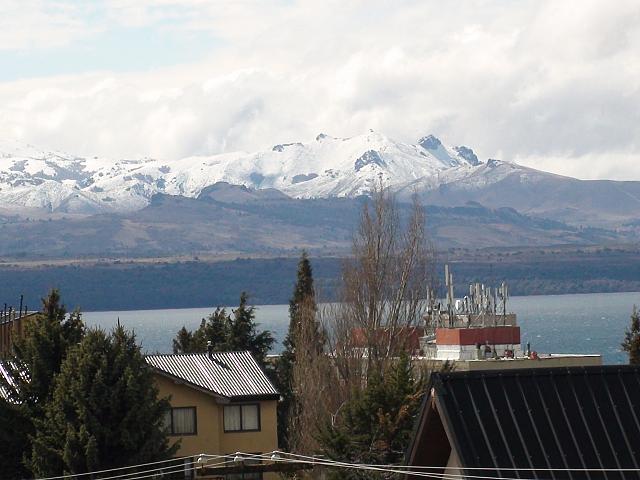 Tief verschneite Umgebung von Bariloche am 16.9.2012