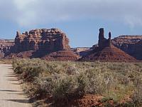 Drive im Valley of the Gods