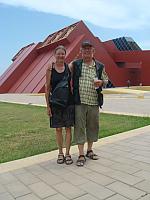 Vor dem Museo "Tumbas reales de Sipán"